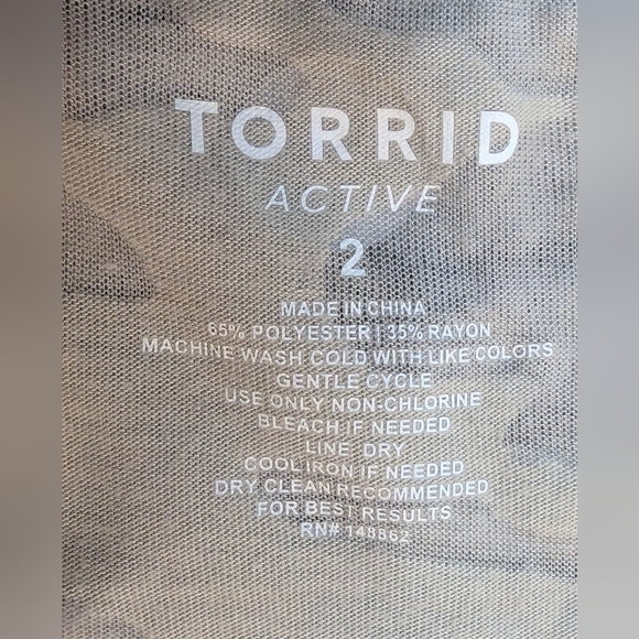 Torrid Active Camo burn out tank Grey Camo plus Size Size 2x - Picture 4 of 15